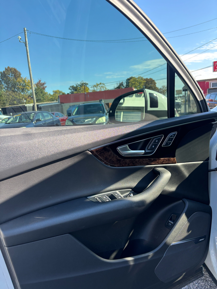 Audi Q7 3.0 Premium Plus quattro 2018 Audi Q7 3.0 Premium Plus quattro 2018