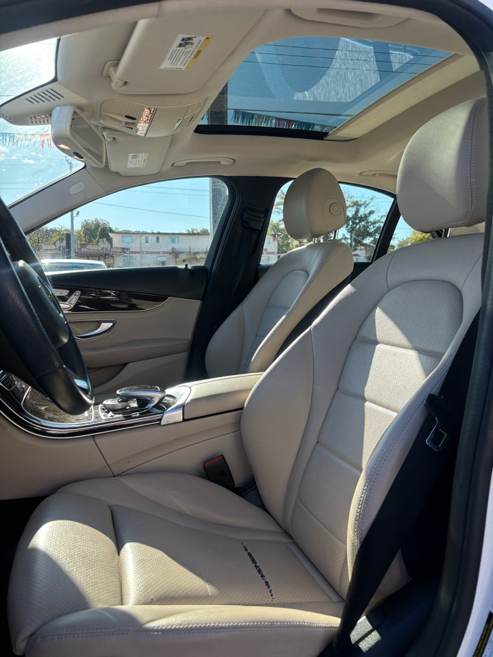 Mercedes-Benz C-Class C300 4MATIC Sedan 2016 Mercedes-Benz C-Class C300 4MATIC Sedan 2016