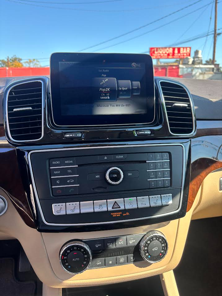 Mercedes-Benz GLS-Class GLS450 4MATIC 2018 Mercedes-Benz GLS-Class GLS450 4MATIC 2018