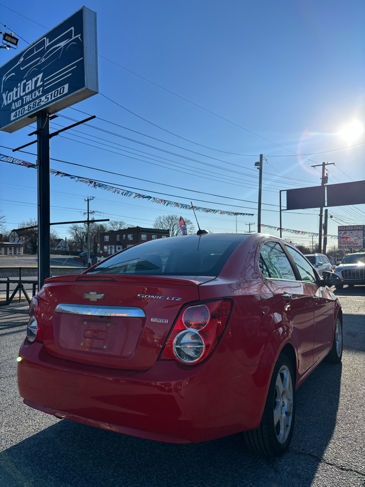 Chevrolet Sonic LTZ Auto Sedan 2016