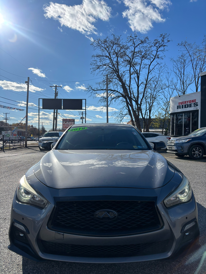 2019 Infiniti Q50 3.0t LUXE AWD photo 2