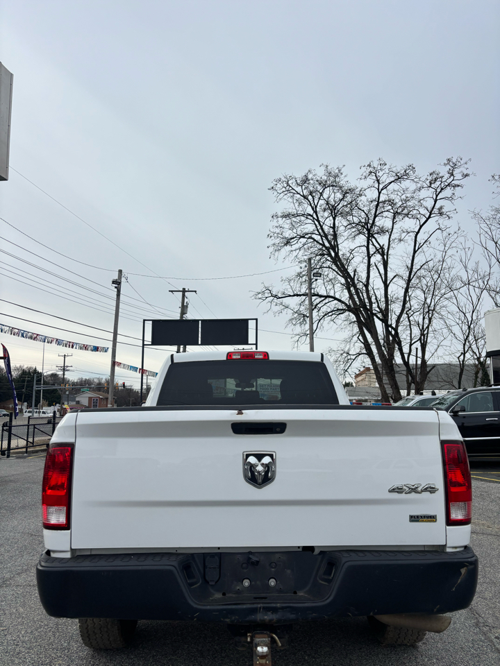 RAM 1500 Tradesman Quad Cab 4WD 2017