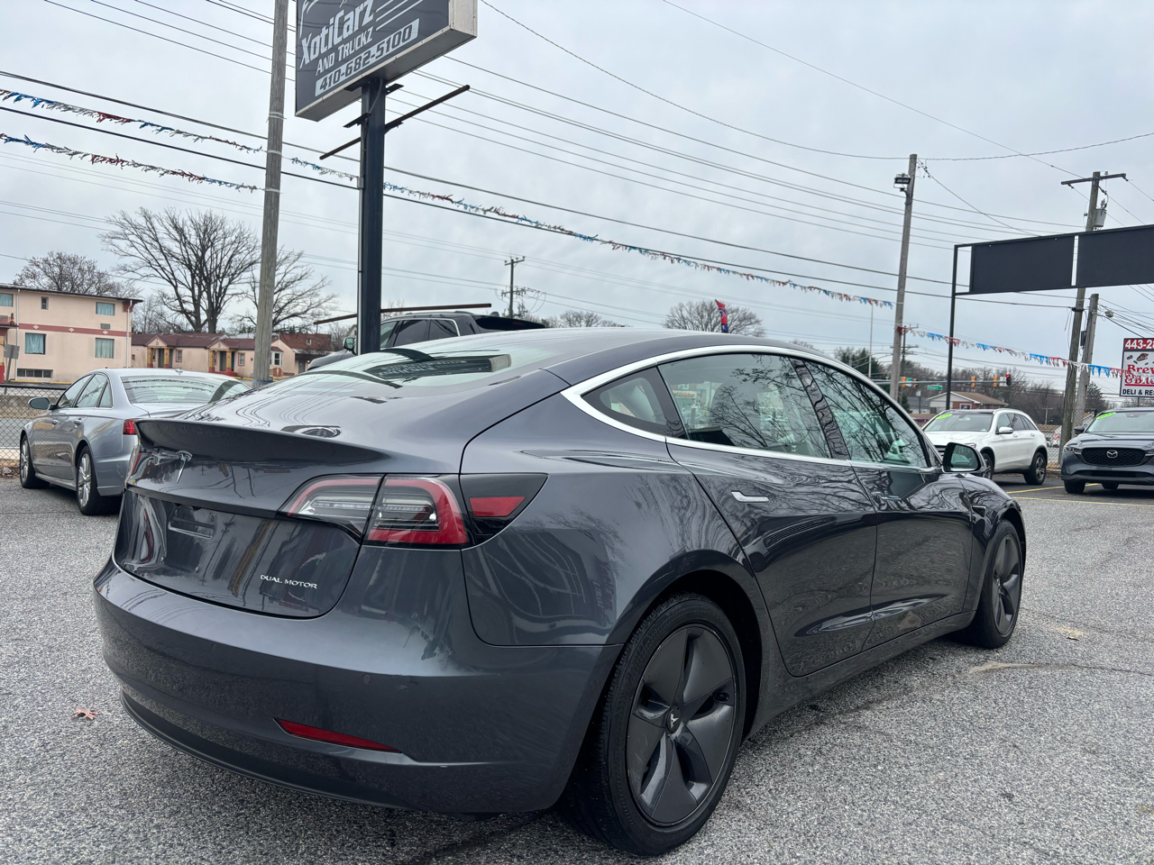 2018 Tesla Model 3 Long Range photo 4