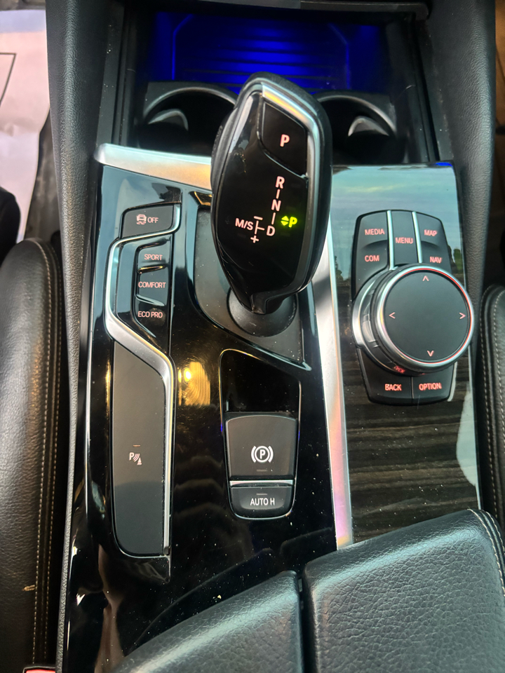 BMW 5-Series 530i xDrive 2018