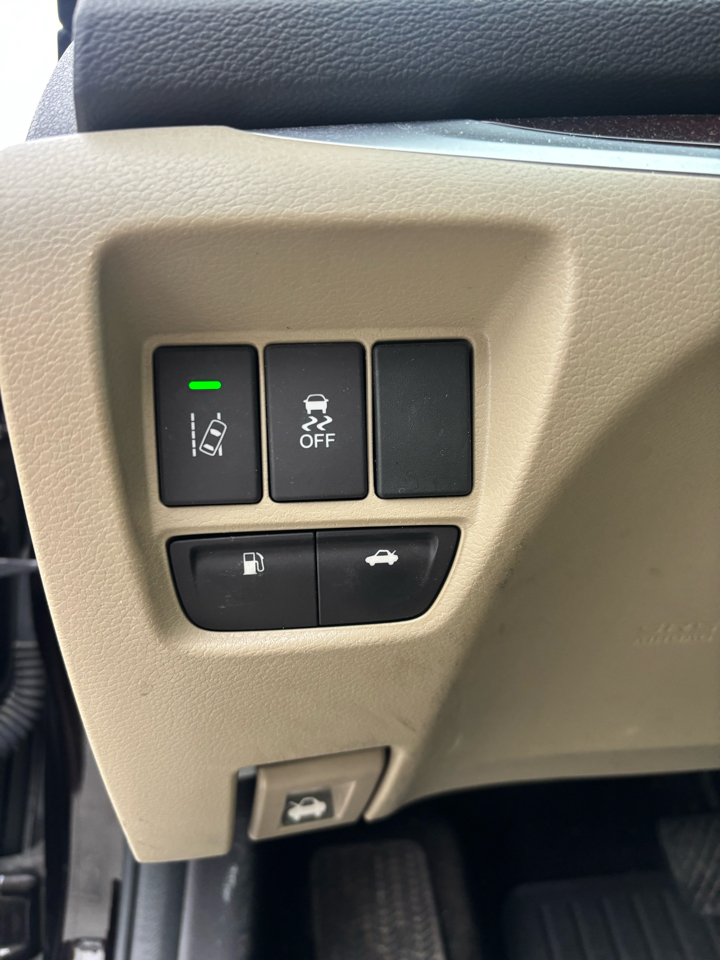 Acura TLX 9-Spd AT w/Technology Package 2015