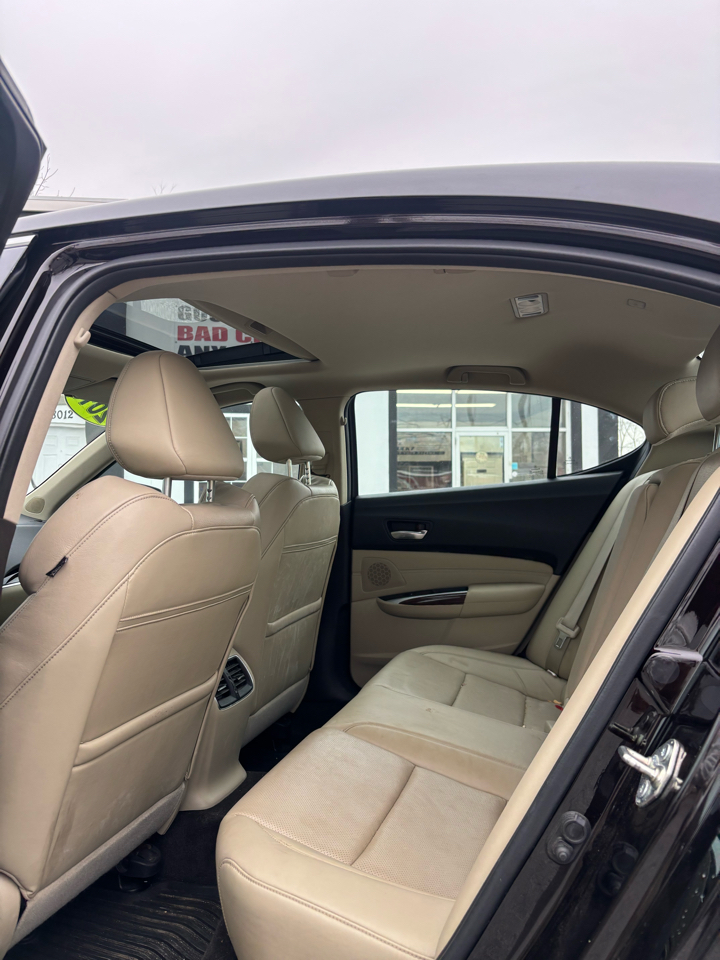 Acura TLX 9-Spd AT w/Technology Package 2015