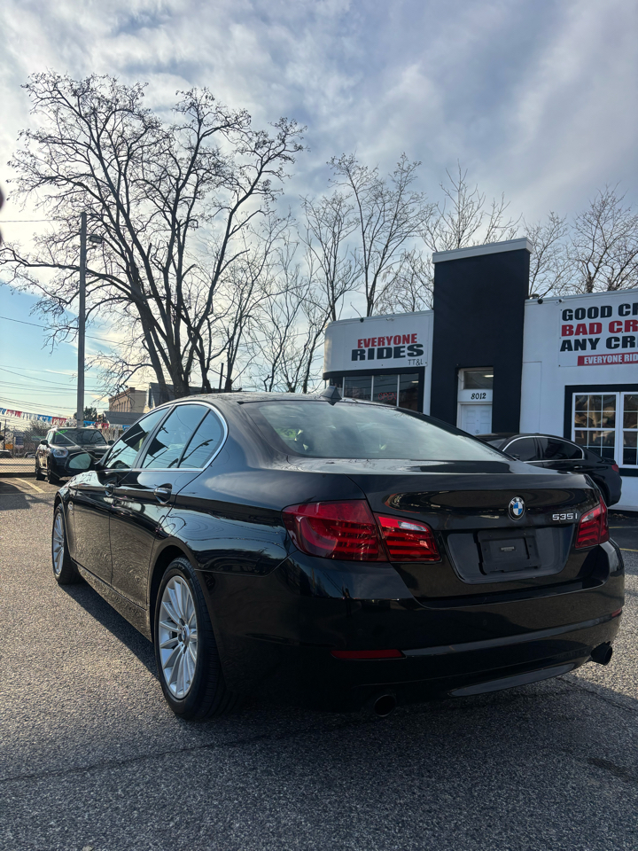 BMW 5-Series 535i xDrive 2012