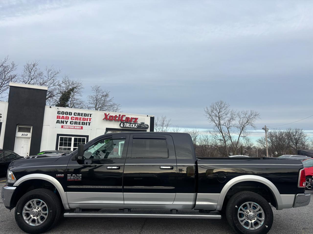 2016 RAM 2500 Laramie Mega Cab 4WD