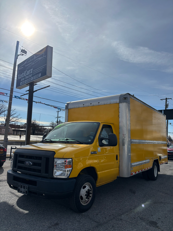 Ford Econoline E-350 Super Duty 2019