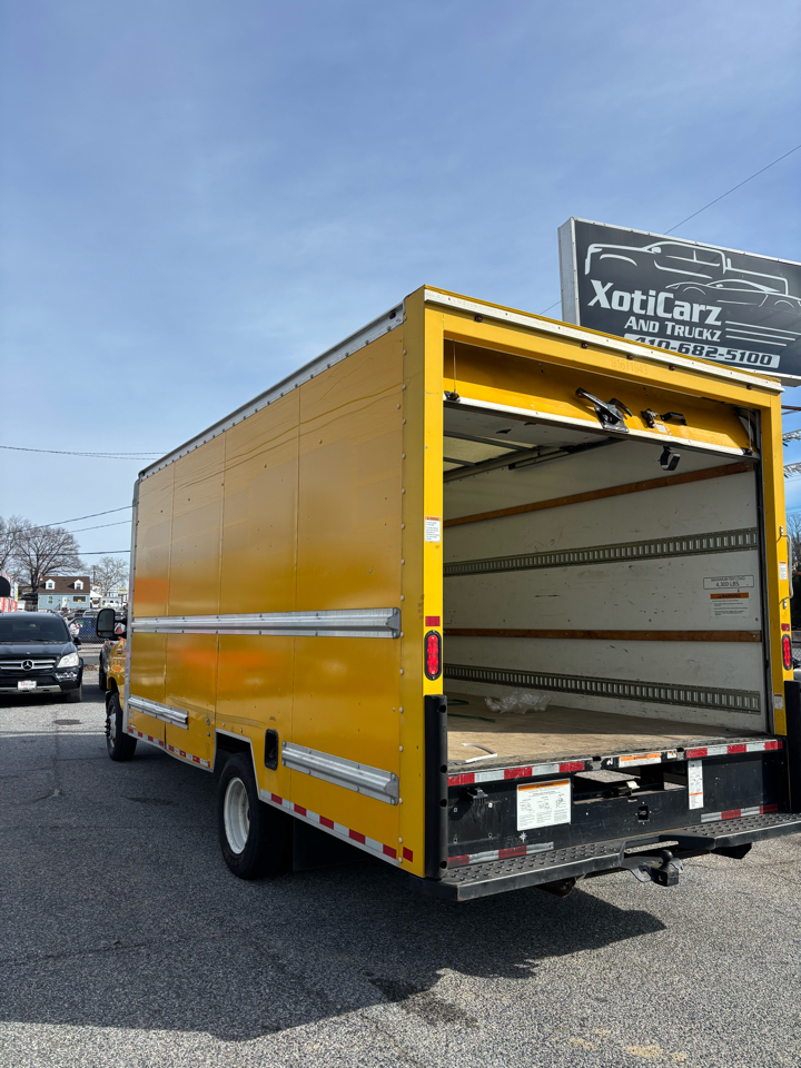 Ford Econoline E-350 Super Duty 2019
