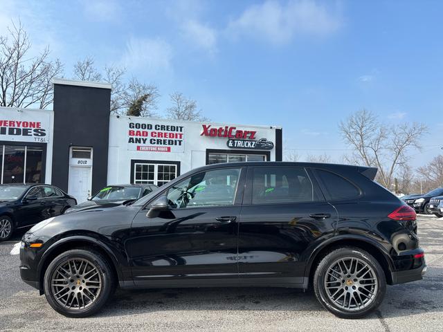 Black 2017 Porsche Cayenne Platinum Edition AWD SUV / Crossover All-Wheel Drive Automatic