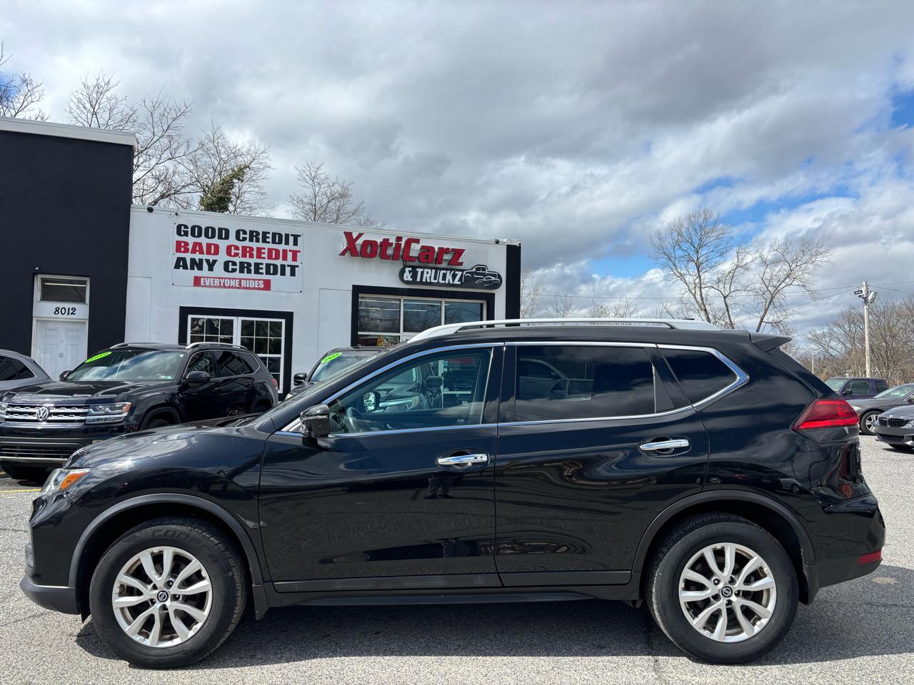 2017 Nissan Rogue AWD SV