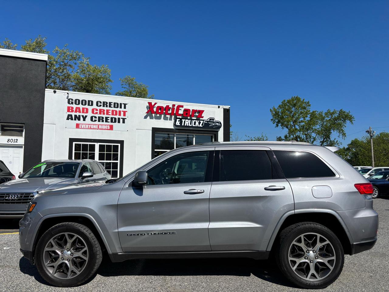 2018 Jeep Grand Cherokee Sterling Edition 4x4 *Ltd Avail*