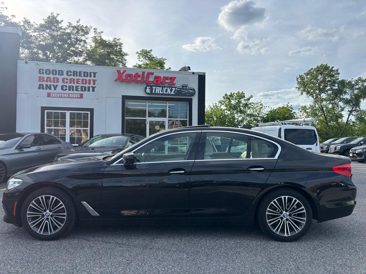 2017 BMW 5 Series 530i xDrive Sedan