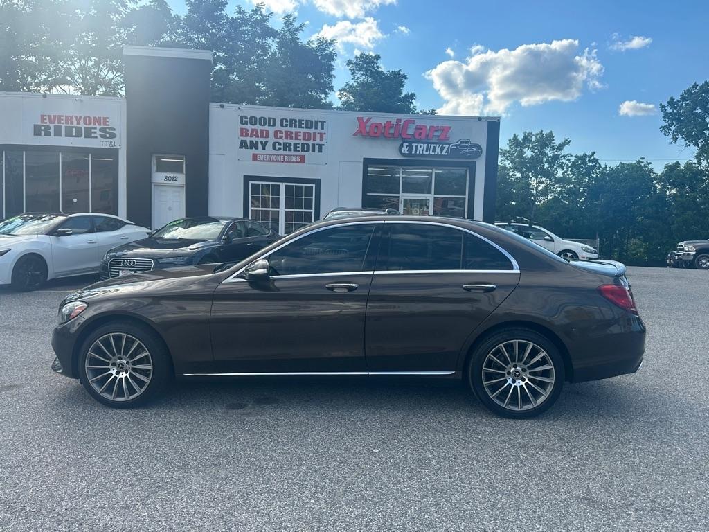 2015 Mercedes-Benz C-Class 4dr Sdn C 300 Luxury 4MATIC