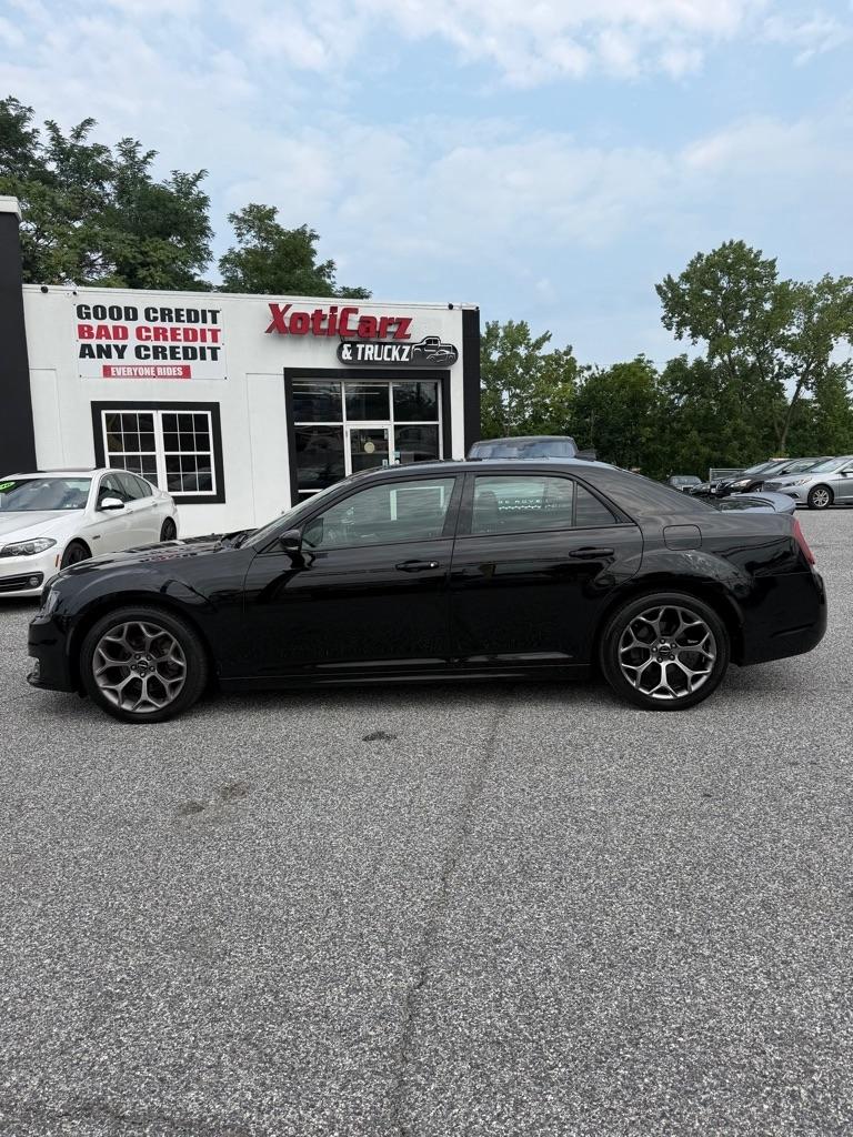  2018 Chrysler 300 S RWD   
