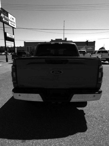 Ford F-150 XL SuperCrew 6.5-ft. Bed 4WD 2022 Ford F-150 XL SuperCrew 6.5-ft. Bed 4WD 2022