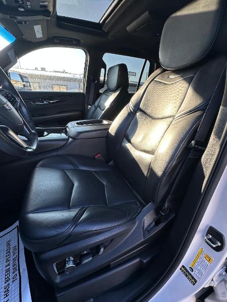 Cadillac Escalade Platinum 4WD 2018