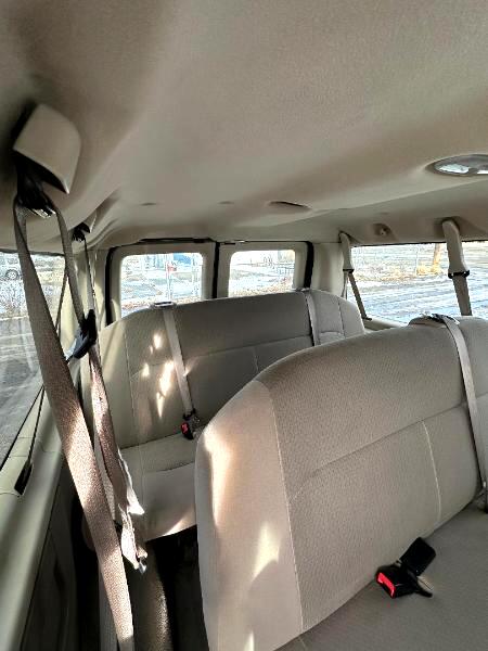 Ford Econoline E-350 XL Super Duty 2008