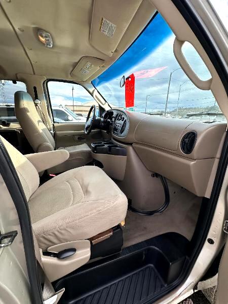 Ford Econoline E-350 XL Super Duty 2008