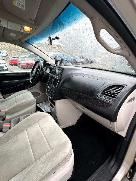 Dodge Grand Caravan SE 2013