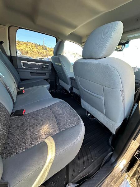 RAM 1500 Classic Tradesman Crew Cab SWB 4WD 2019