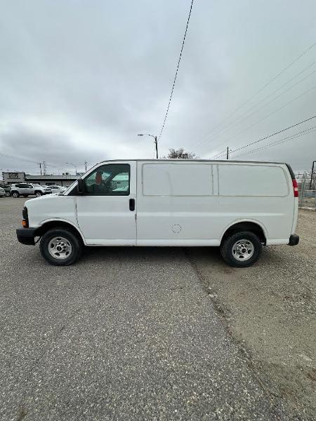 GMC Savana G3500 Cargo 2005