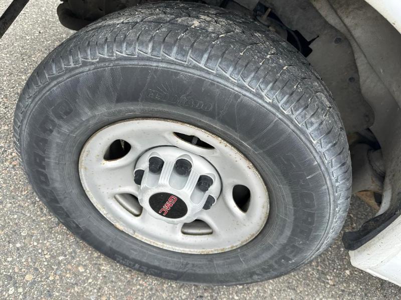 GMC Savana G3500 Cargo 2005