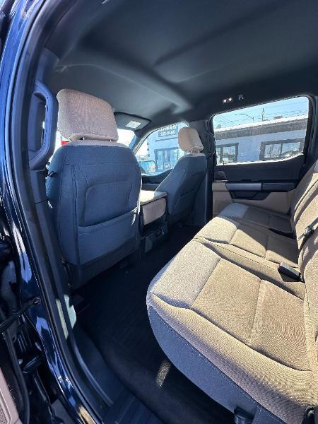 Ford F-150 4WD SuperCrew 139" XLT 2021