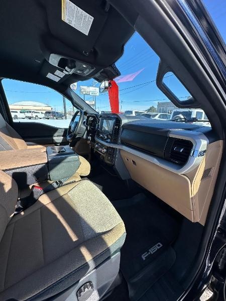 Ford F-150 4WD SuperCrew 139" XLT 2021