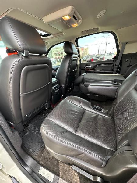 Cadillac Escalade Premium AWD 2014