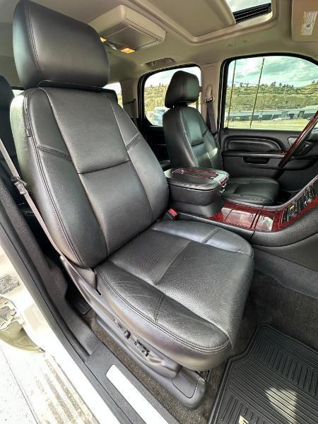 Cadillac Escalade Premium AWD 2014