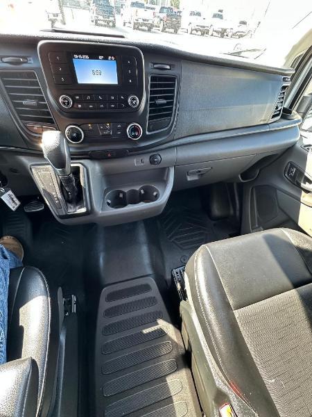 Ford Transit 250 Van Med. Roof w/Sliding Pass. 148-in. WB 2025