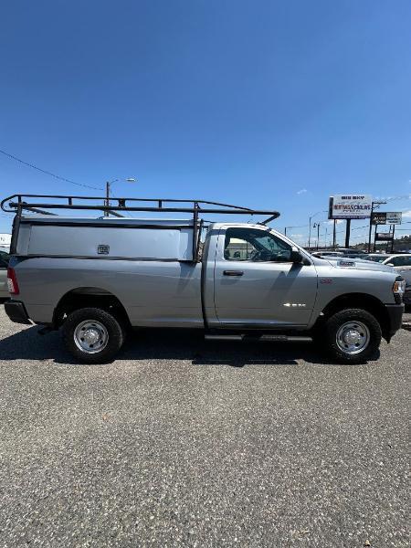 RAM 2500 Tradesman Regular Cab 4WD 2022