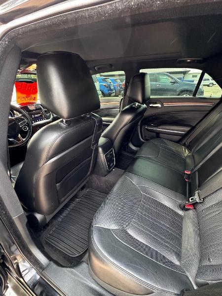 Chrysler 300 C Platinum AWD 2017