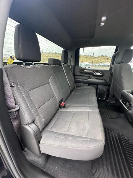 Chevrolet Silverado 1500 4WD Crew Cab 157" RST 2024