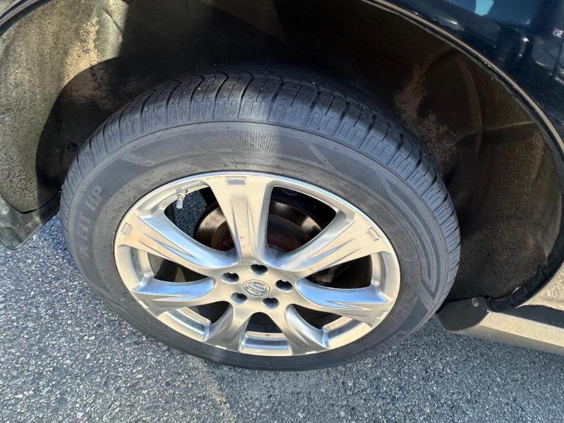 Nissan Murano AWD 2011