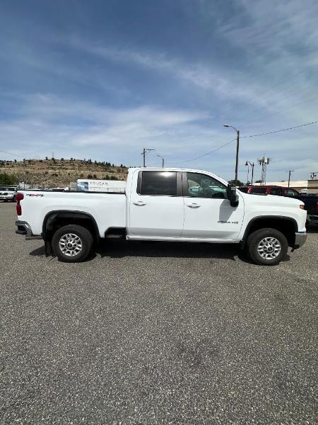 Chevrolet Silverado 2500HD LT Crew Cab Long Box 4WD 2025