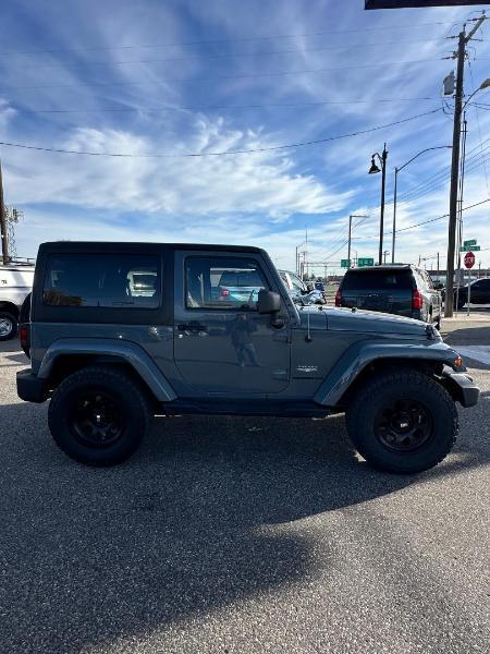 Jeep Wrangler photo 5