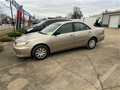 2005 Toyota Camry 