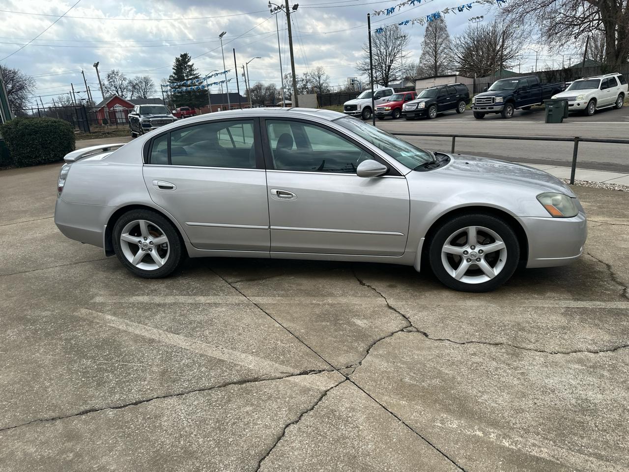 Nissan Altima  2005