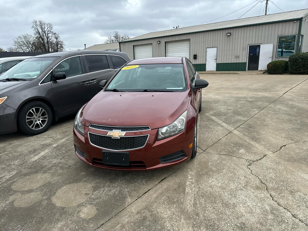 Chevrolet Cruze LS 2012