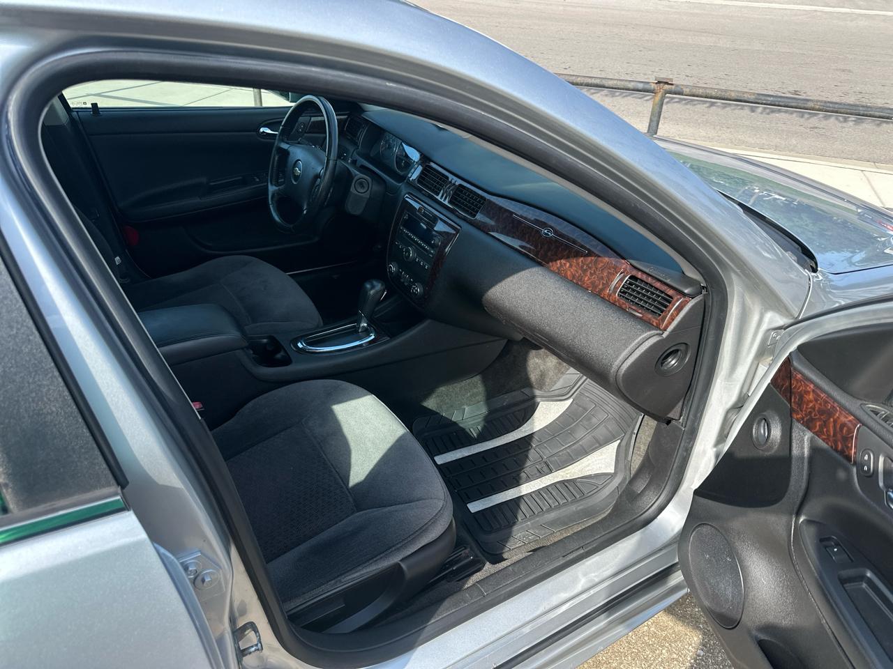 Chevrolet Impala  2013
