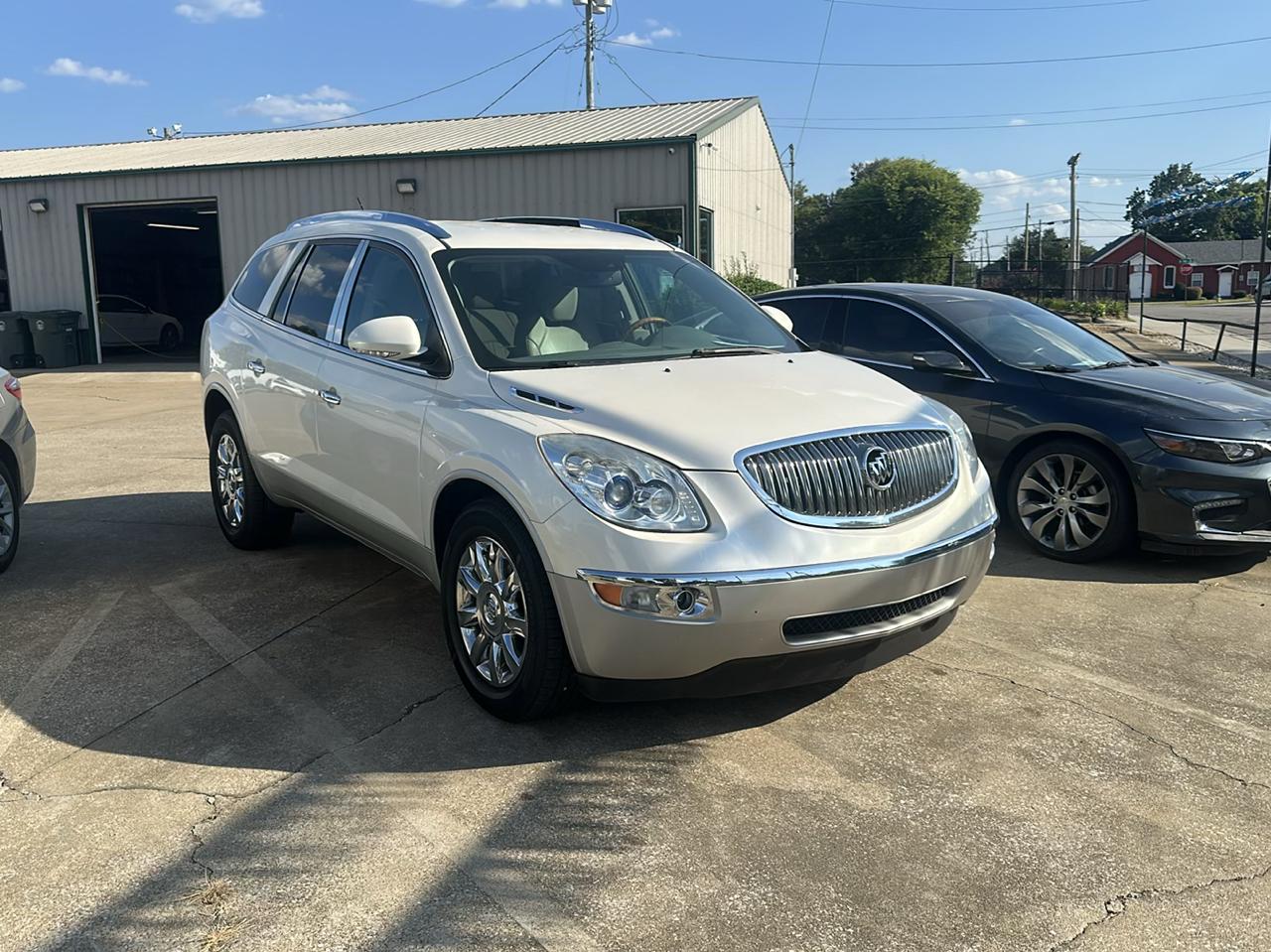 Buick Enclave CXL 2011