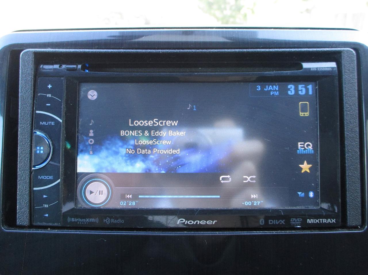 Nissan Titan SV Crew Cab 4WD 2013