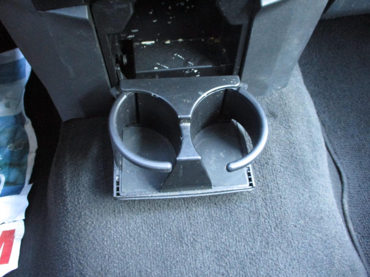 Nissan Titan SV Crew Cab 4WD 2013