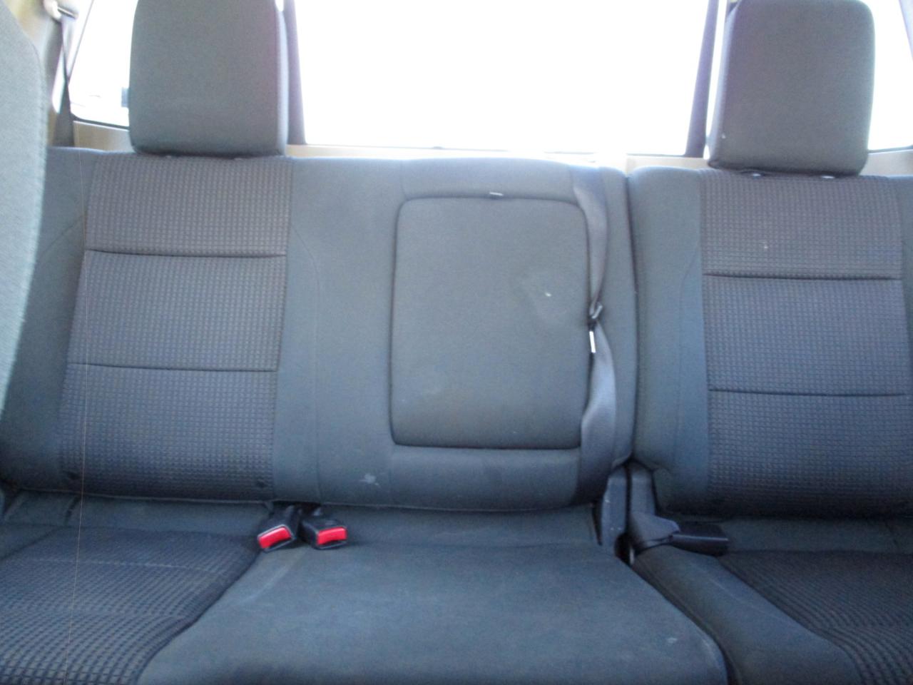 Nissan Titan SV Crew Cab 4WD 2013