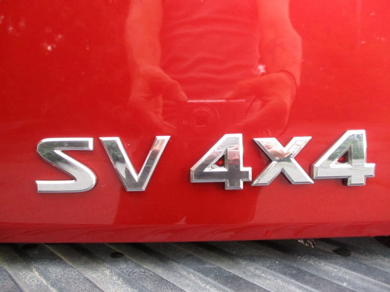 Nissan Titan SV Crew Cab 4WD 2013
