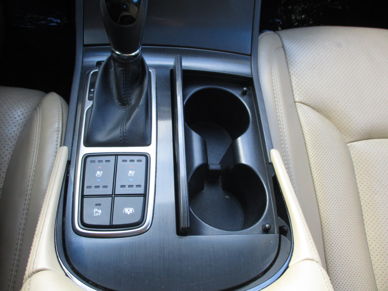 Hyundai Azera 3.3L 2013