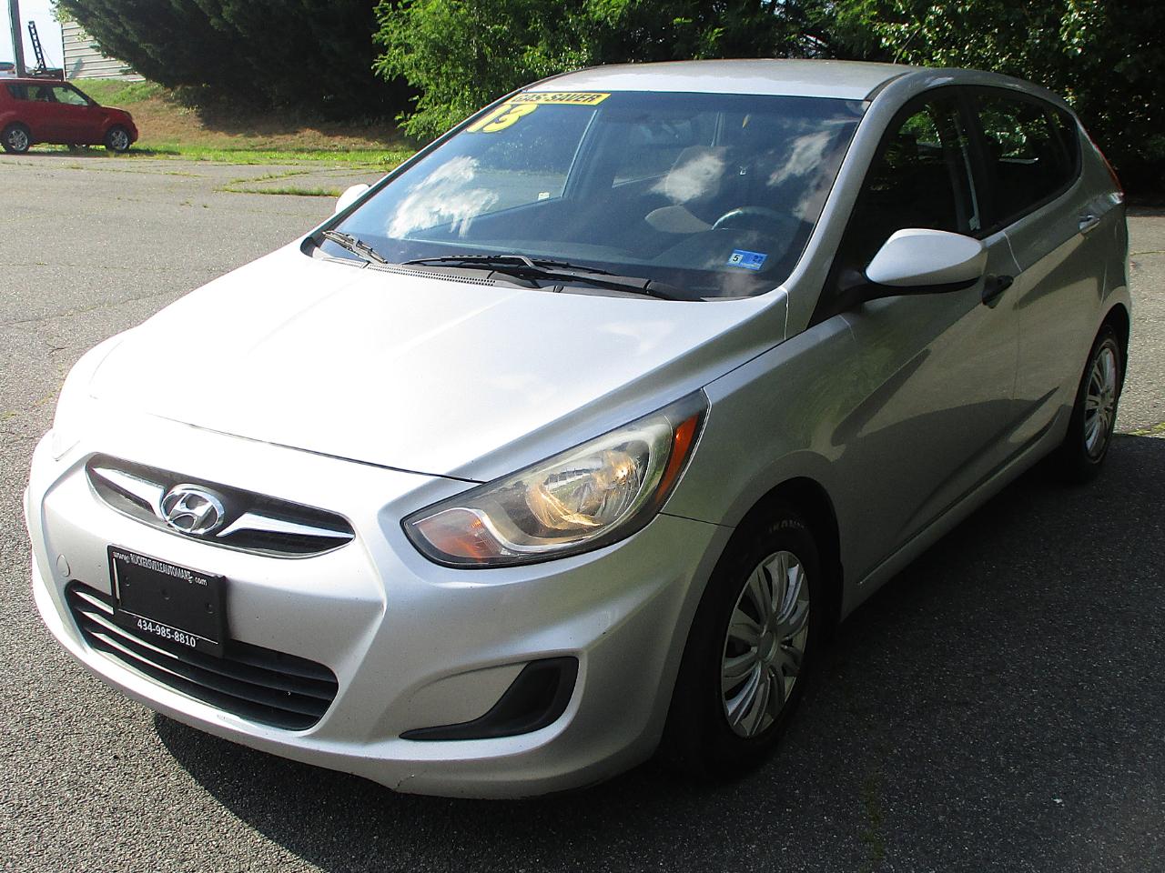 Hyundai Accent GS 5-Door 2013